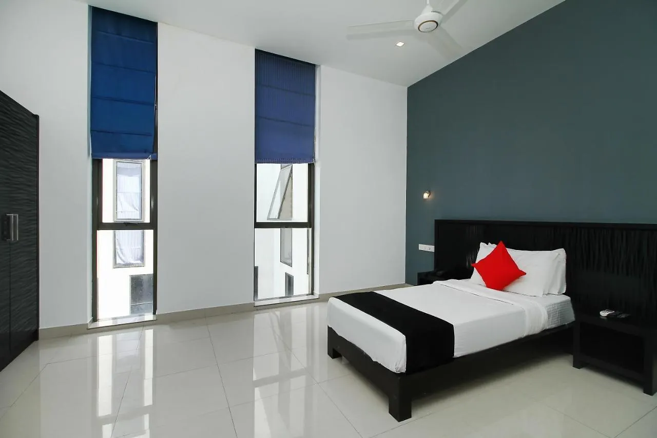 Golden Pier City Hotel Colombo