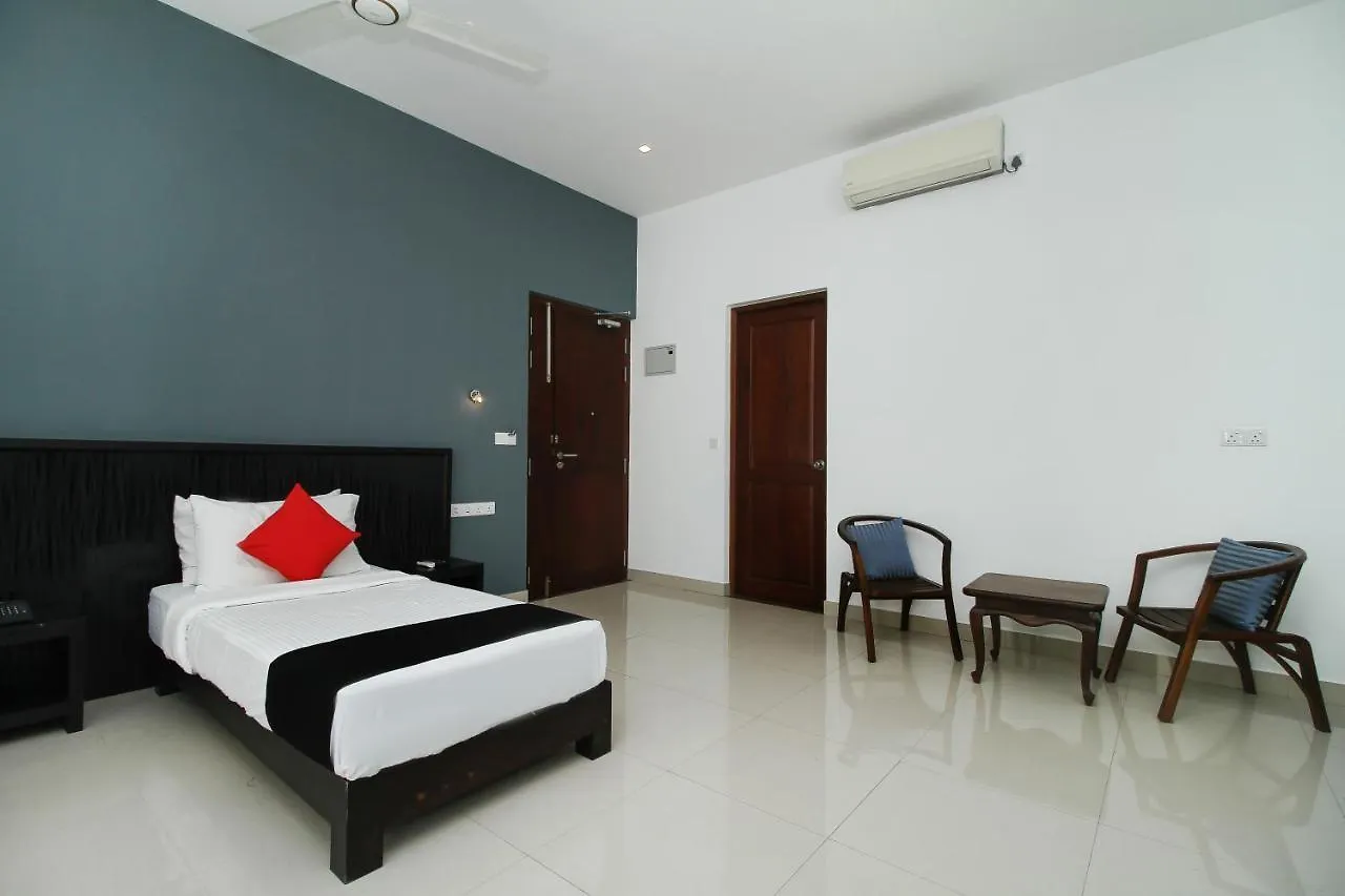 Golden Pier City Hotel Colombo Sri Lanka