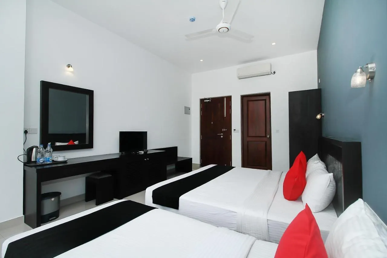 Golden Pier City Hotel Colombo Sri Lanka